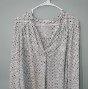 Women's XL Patterned White and Black Dress Shirt